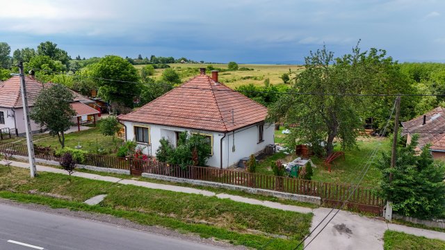 Eladó családi ház, Tereskén 29.99 M Ft, 2 szobás