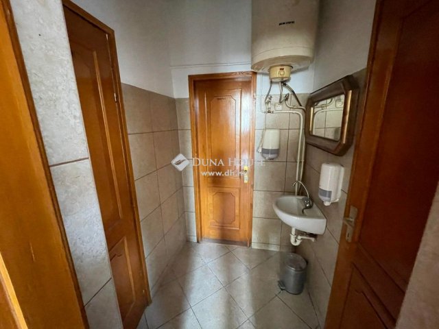 Eladó hotel, Izsákon 89.9 M Ft, 1 szobás / költözzbe.hu