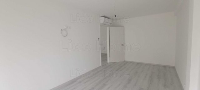 Eladó téglalakás, Siófokon 89 M Ft, 2 szobás