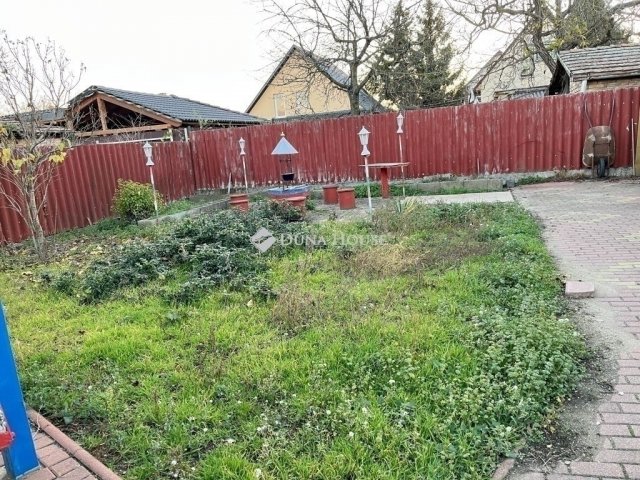 Eladó családi ház, Kistarcsán 80 M Ft, 3 szobás