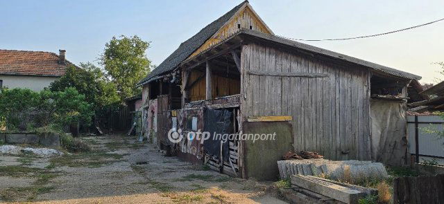 Eladó családi ház, Hajdúhadházon 23.999 M Ft, 3 szobás