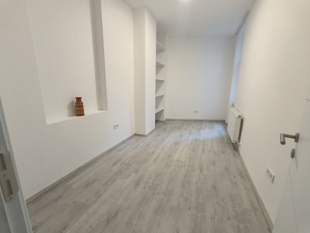 Kiadó téglalakás, albérlet, V. kerületben, Kossuth Lajos utcában