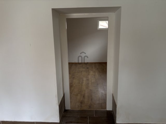 Eladó családi ház, Hajdúböszörményen 37 M Ft, 2 szobás