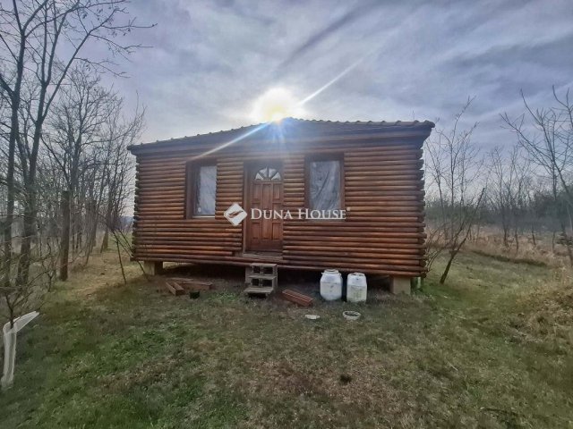 Eladó telek, Kesztölcön 48 M Ft / költözzbe.hu