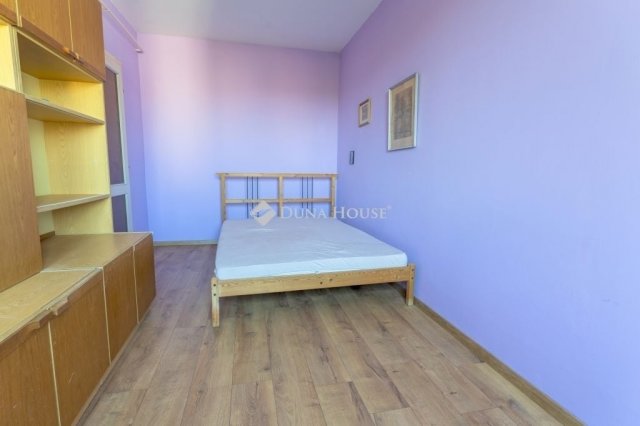 Eladó panellakás, Budapesten, XXI. kerületben 53.9 M Ft, 2 szobás