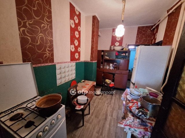 Eladó családi ház, Tiszaörsön 10.99 M Ft, 3 szobás