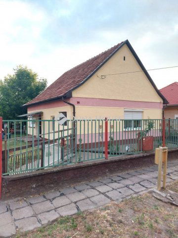 Eladó családi ház, Soltszentimrén 18.9 M Ft, 2 szobás