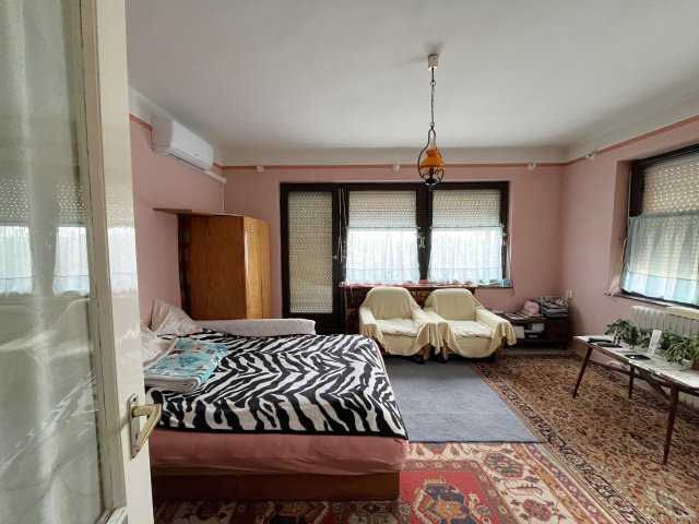 Eladó családi ház, Bölcskén 48 M Ft, 5 szobás