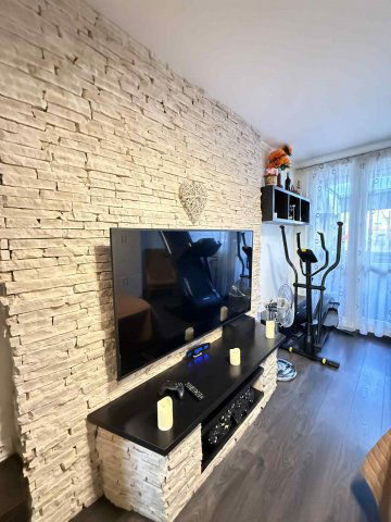 Eladó panellakás, Pécsett, Csipke utcában 47.99 M Ft, 2+1 szobás