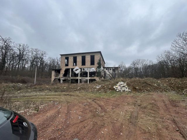 Eladó ipari ingatlan, Tatabányán 29.9 M Ft / költözzbe.hu