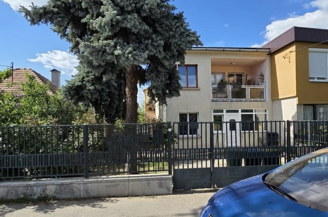 Eladó családi ház, Budapesten, XVI. kerületben 124.999 M Ft
