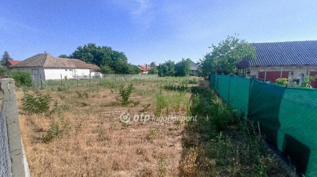 Eladó telek, Nagykátán 9 M Ft / költözzbe.hu