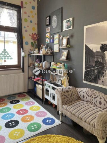 Eladó téglalakás, Budapesten, VIII. kerületben 109 M Ft