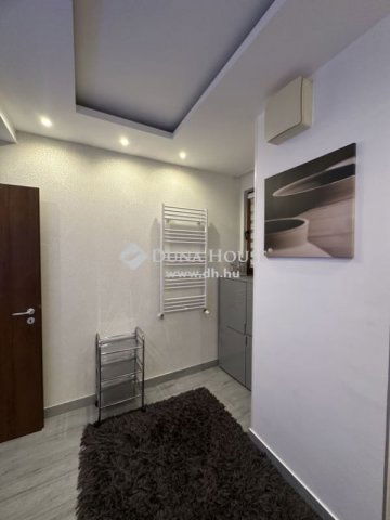 Eladó téglalakás, Budapesten, XIII. kerületben 350 M Ft