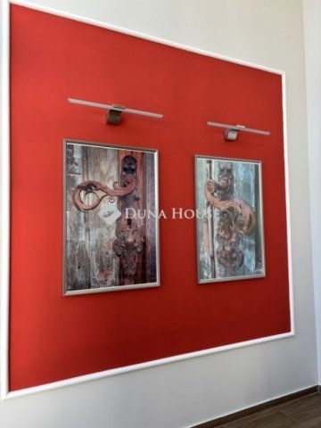 Eladó téglalakás, Kecskeméten 110 M Ft, 3 szobás