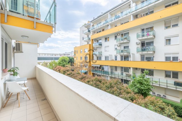 Eladó téglalakás, Budapesten, XI. kerületben 84.9 M Ft, 2 szobás