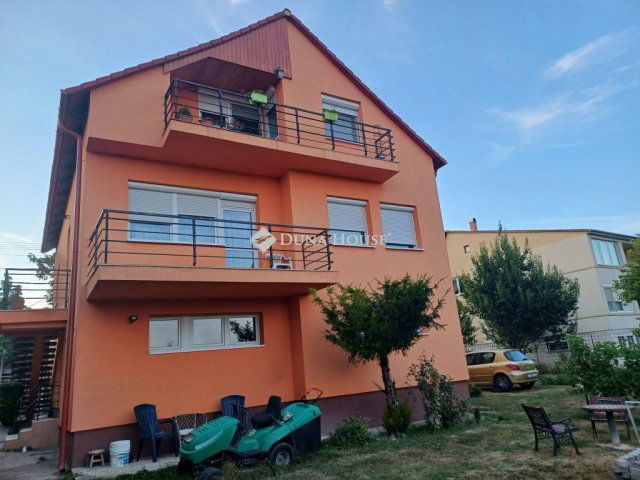Eladó családi ház, Várpalotán, Pacsirta utcában 174.9 M Ft