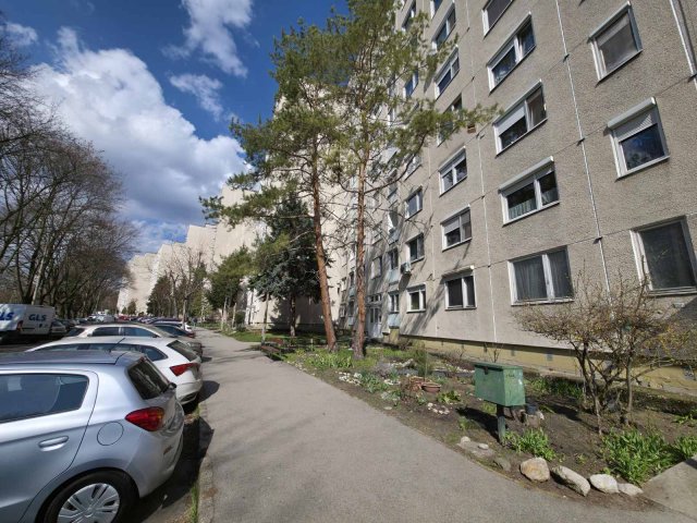 Eladó panellakás, Miskolcon 24.9 M Ft, 2 szobás