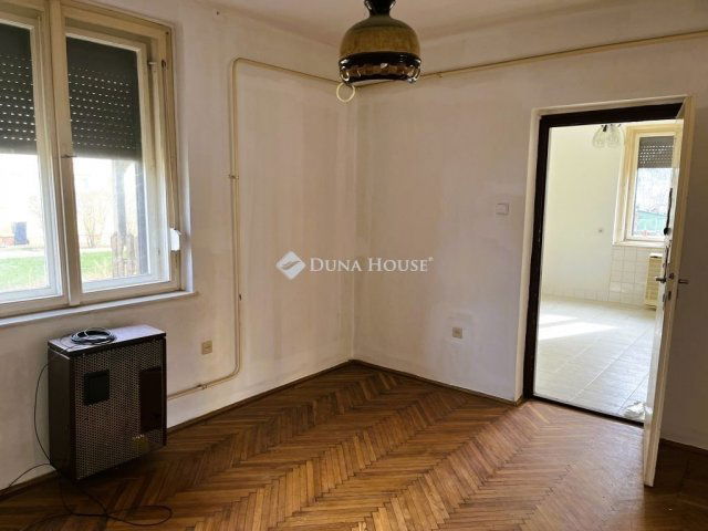 Eladó téglalakás, Ócsán 49 M Ft, 2 szobás