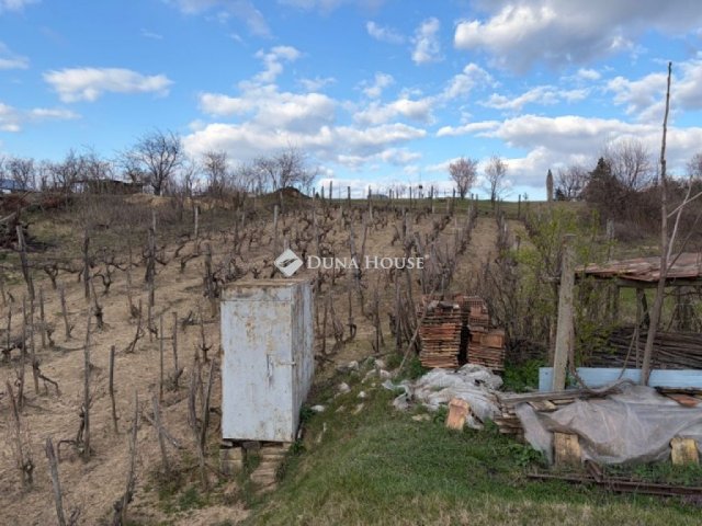 Eladó nyaraló, Bajon 9.9 M Ft / költözzbe.hu