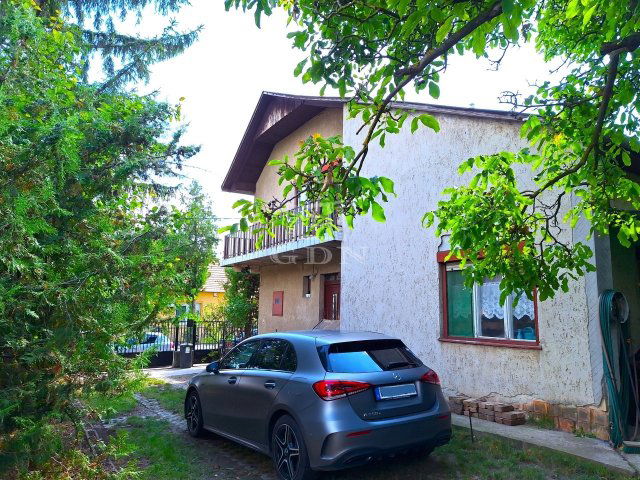 Eladó családi ház, Bicskén 84.9 M Ft, 4 szobás