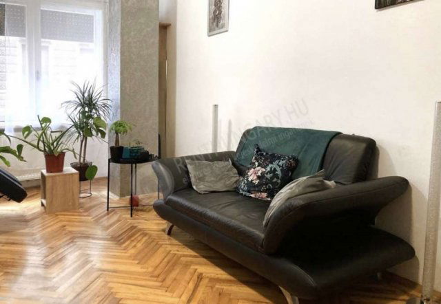 Kiadó téglalakás, albérlet, VIII. kerületben, Vas utcában