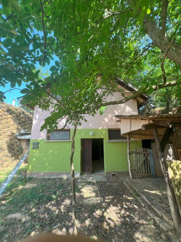 Eladó mezogazdasagi ingatlan, Kátolyon 2.8 M Ft