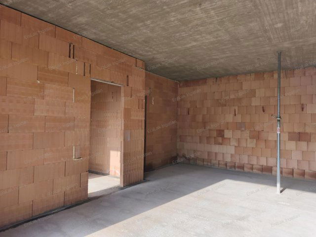 Eladó téglalakás, Jánossomorján 42.875 M Ft, 2 szobás