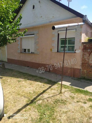 Eladó családi ház, Mezőgyánon, Árpád utcában 8 M Ft
