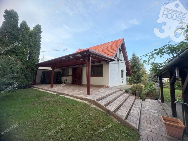 Eladó családi ház, Kecskeméten 61.9 M Ft, 3 szobás