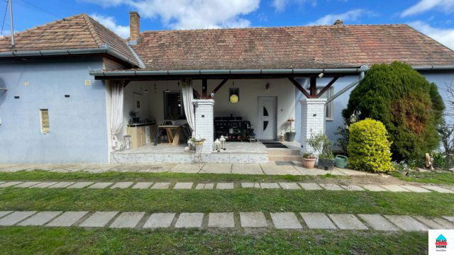 Eladó családi ház, Balatonújlakon 82.11 M Ft, 4 szobás