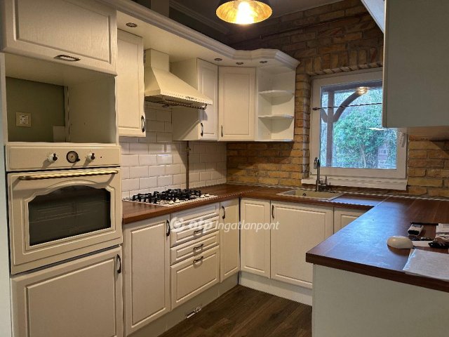 Eladó sorház, Csongrádon 56.5 M Ft, 2+1 szobás