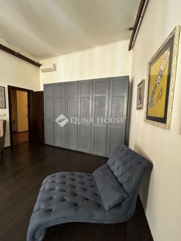 Eladó téglalakás, Budapesten, VIII. kerületben 109 M Ft