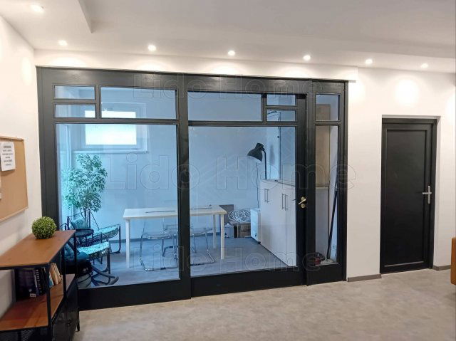 Eladó üzlethelyiség, Siófokon 9.85 M Ft, 1 szobás