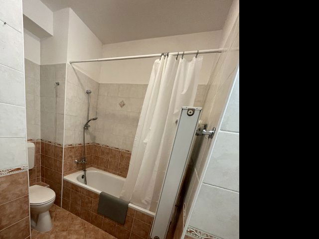 Kiadó téglalakás, albérlet, Székesfehérvárott 250 E Ft / hó