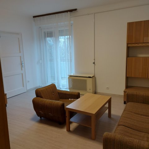 Eladó téglalakás, Szigetszentmiklóson 62.7 M Ft, 2+1 szobás