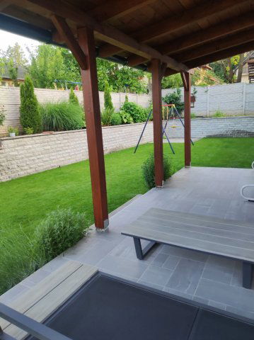 Eladó családi ház, Pécelen 127.9 M Ft, 4 szobás