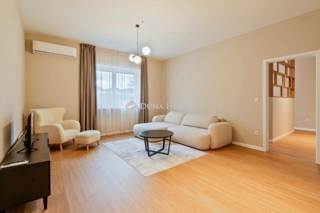 Eladó családi ház, Budapesten, X. kerületben 134 M Ft, 3 szobás