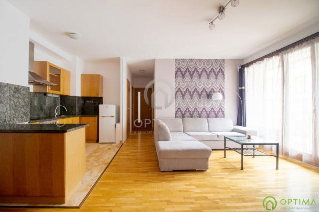 Eladó téglalakás, Budapesten, VII. kerületben, Kazinczy utcában