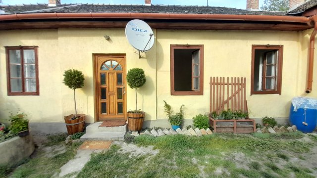 Eladó téglalakás, Bodajkon 12 M Ft, 2 szobás
