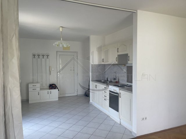 Kiadó téglalakás, albérlet, Győrött 140 E Ft / hó, 2 szobás