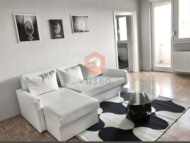 Eladó téglalakás, Pécsett 49.9 M Ft, 2 szobás