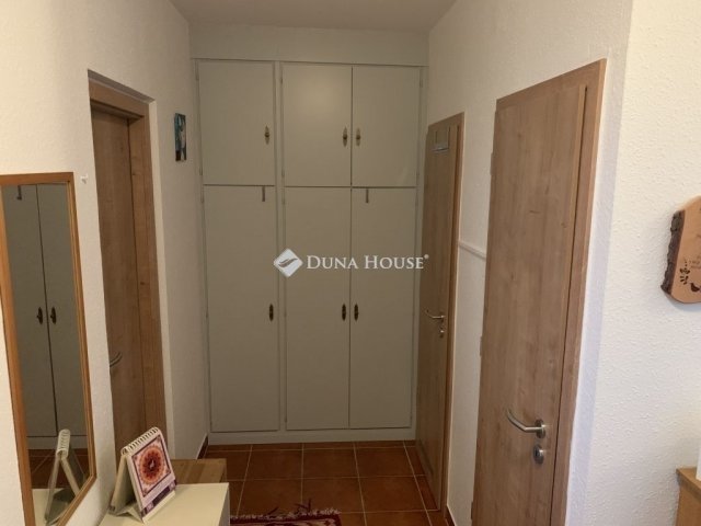 Eladó panellakás, Budapesten, XVI. kerületben 71 M Ft, 2 szobás