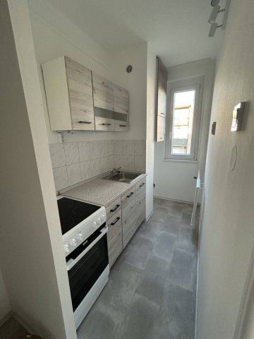 Kiadó téglalakás, albérlet, Miskolcon 120 E Ft / hó, 1+1 szobás