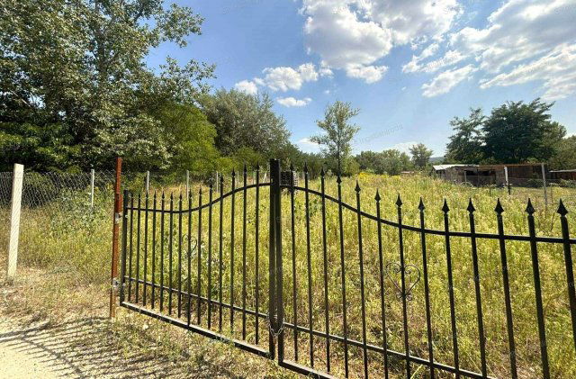 Eladó mezogazdasagi ingatlan, Tatabányán 7.8 M Ft