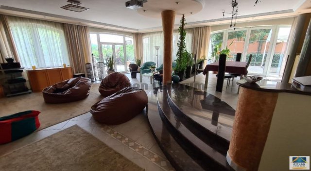 Eladó családi ház, Budapesten, II. kerületben 429.9 M Ft