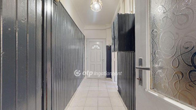 Eladó téglalakás, Nyíregyházán 36.5 M Ft, 1 szobás