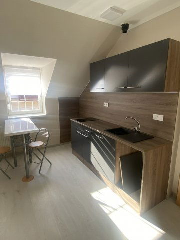 Eladó téglalakás, Egerben, Iskola utcában 32.9 M Ft, 1 szobás