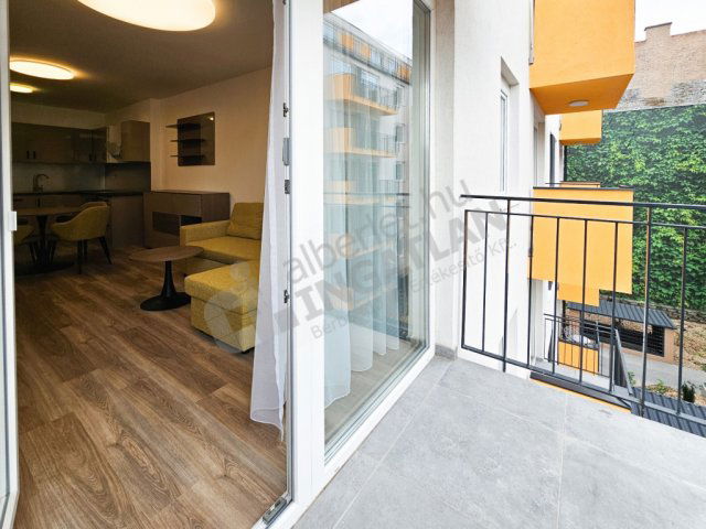 Eladó téglalakás, Budapesten, VIII. kerületben, Dankó utcában