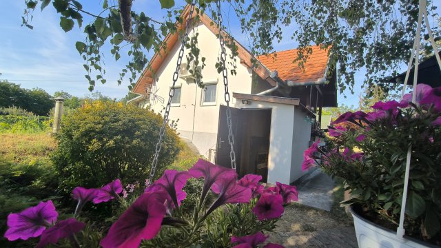 Eladó nyaraló, Balatonberényben 45.99 M Ft, 3 szobás